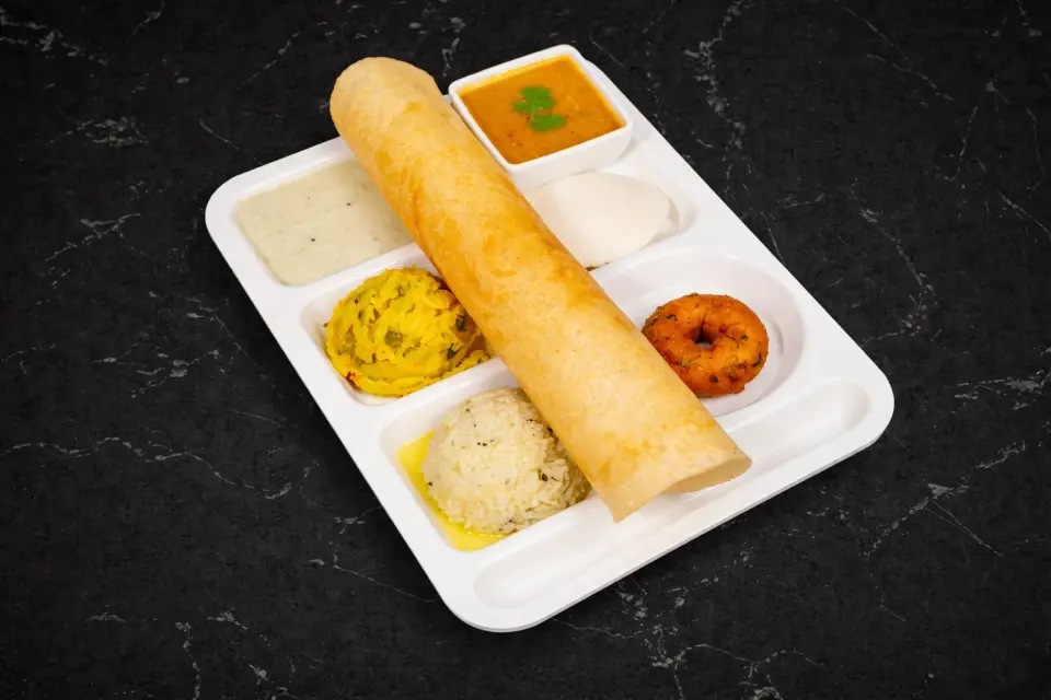 Mini Tiffin Near me in Warrenville